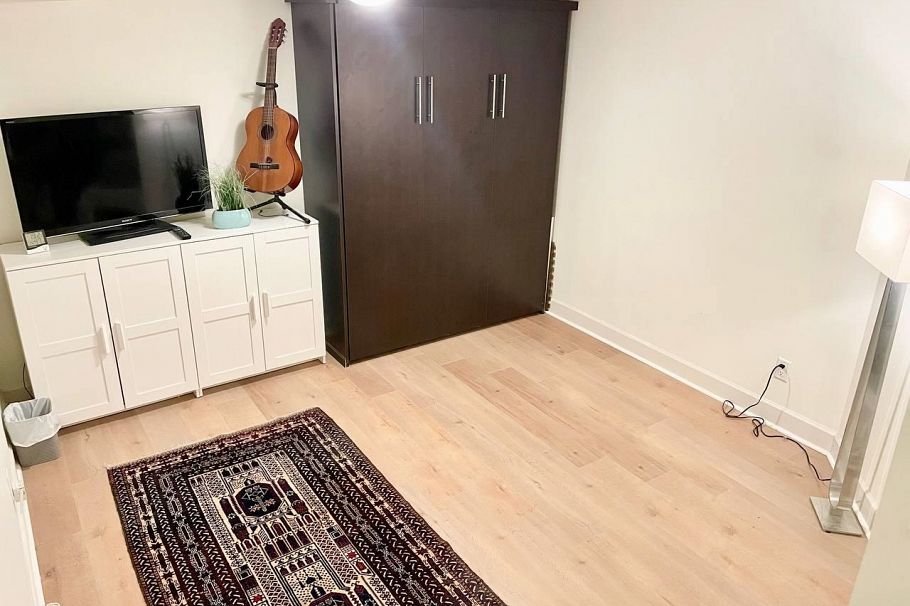 9 215 E 4th Street North Vancouver, BC - 18