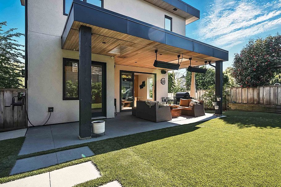 452 E 4th Street North Vancouver, BC - 15