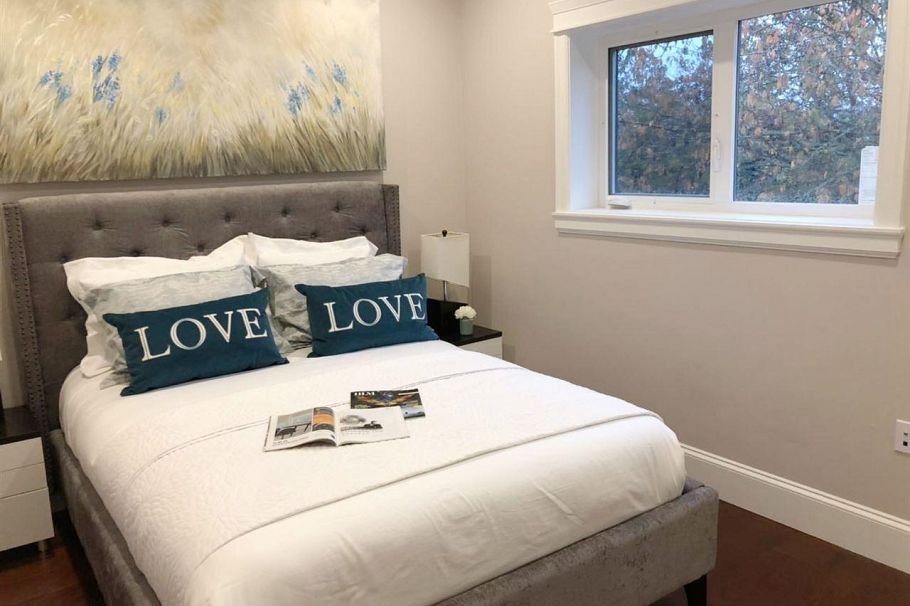 3101 E 46th Avenue Vancouver, BC - 9