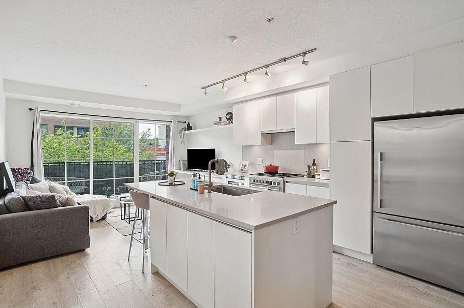 205 2141 E Hastings Street Vancouver, BC - 15