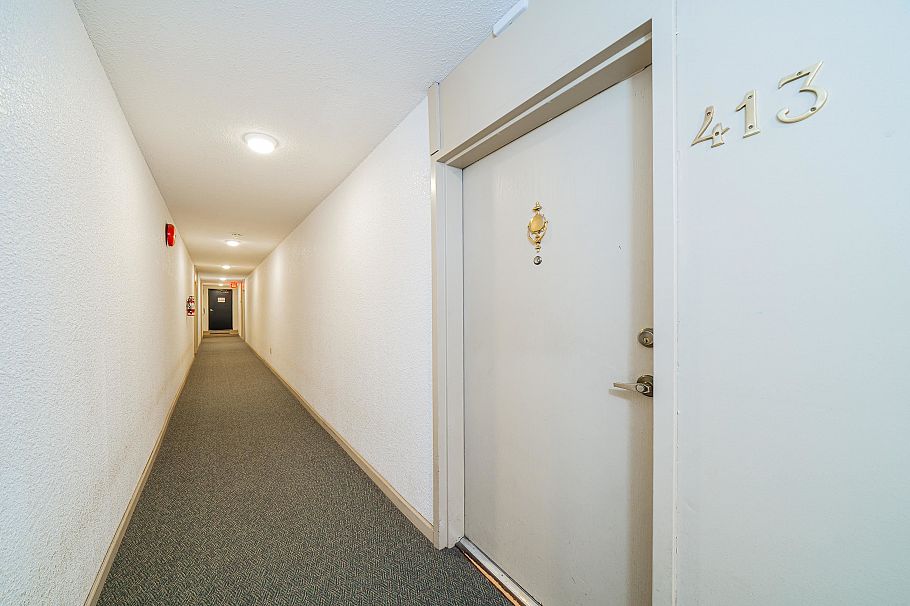 413 1385 Draycott Road North Vancouver, BC - 3