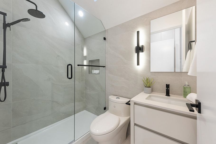 1 312 E 37 Avenue Vancouver, BC - 30