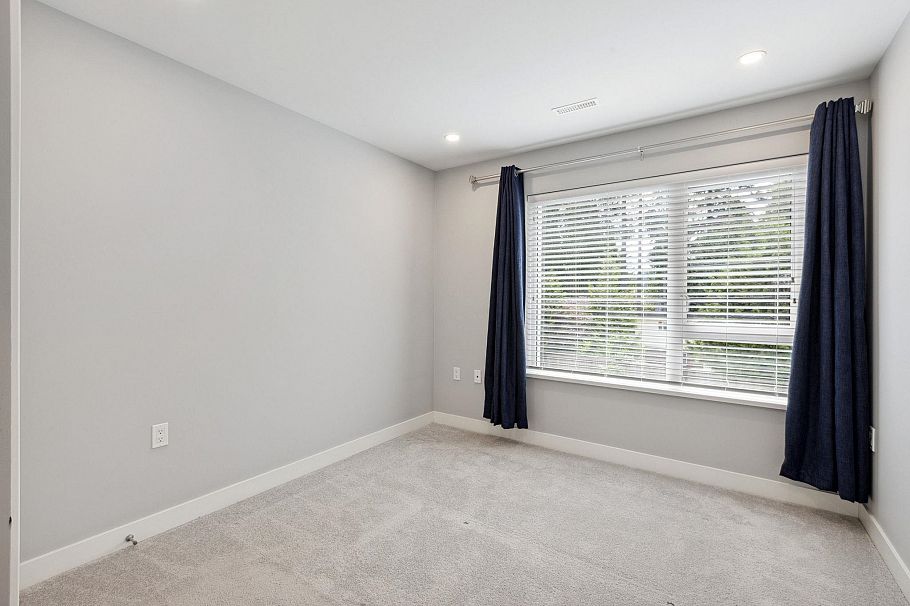 4684 Capilano Road North Vancouver, BC - 17