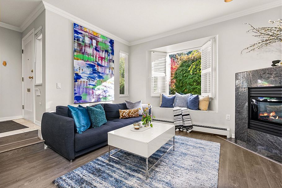 346 W 14th Street North Vancouver, BC - 5