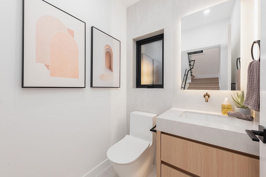 2 312 E 37th Avenue Vancouver, BC - 23
