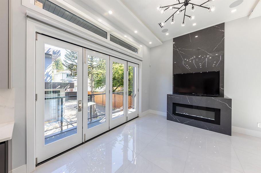 3587 Mayfair Avenue Vancouver, BC - 7