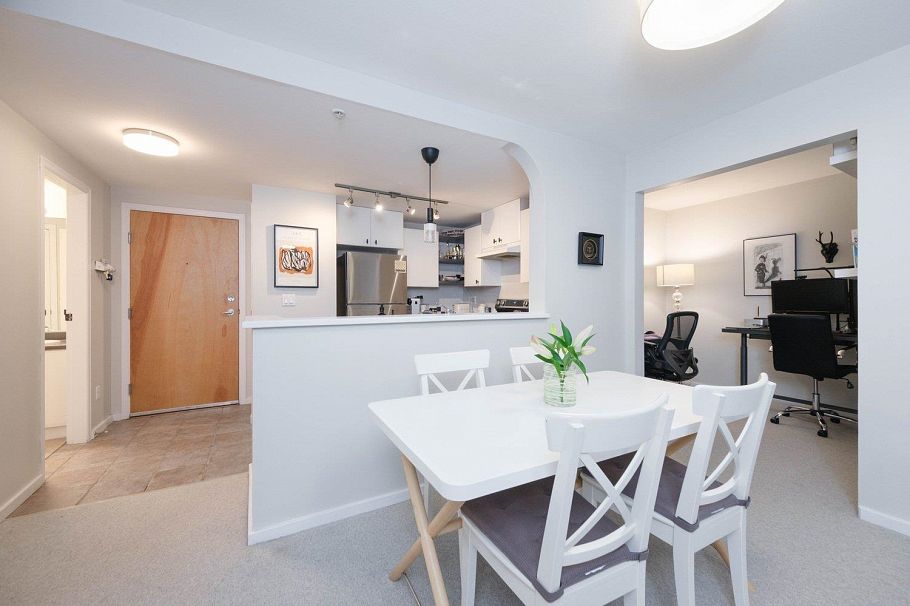 201 1111 Lynn Valley Road North Vancouver, BC - 14