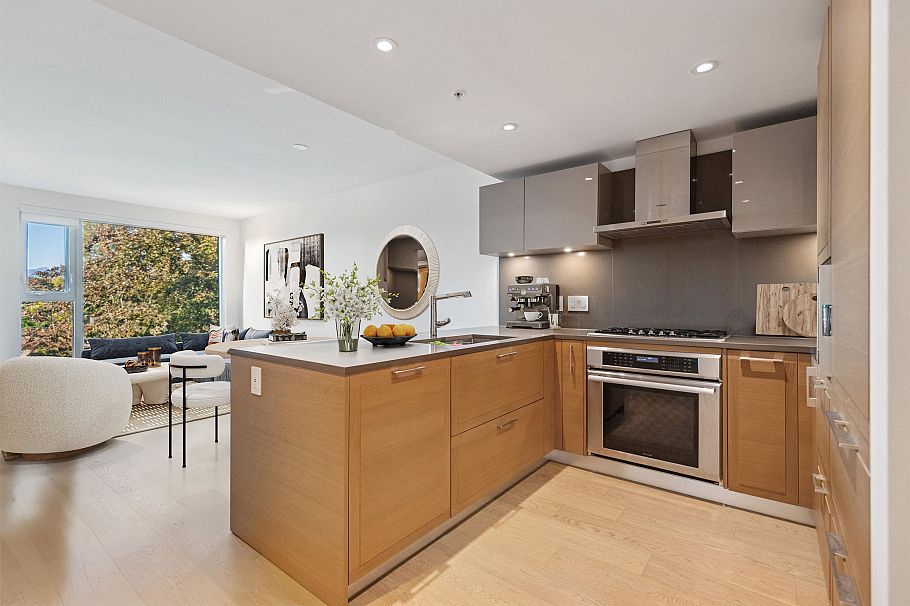 901 7228 Adera Street Vancouver, BC - 5