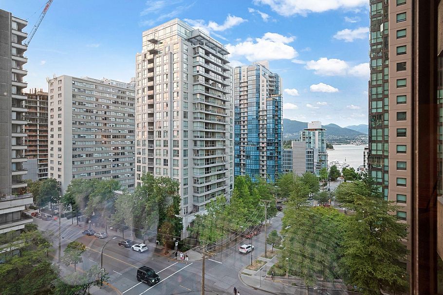 601 738 Broughton Street Vancouver, BC - 23