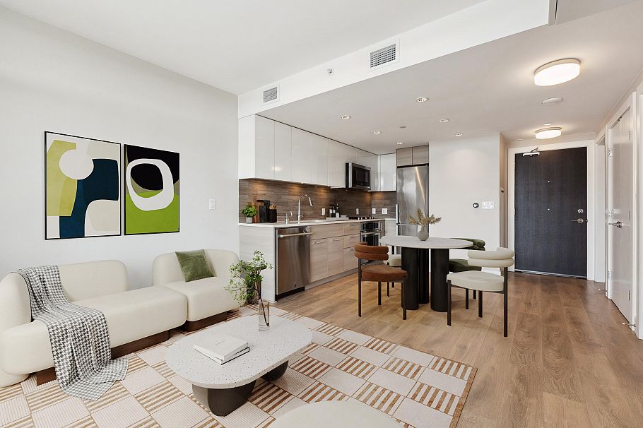 1104 8533 River District Crossing Vancouver, BC - 1