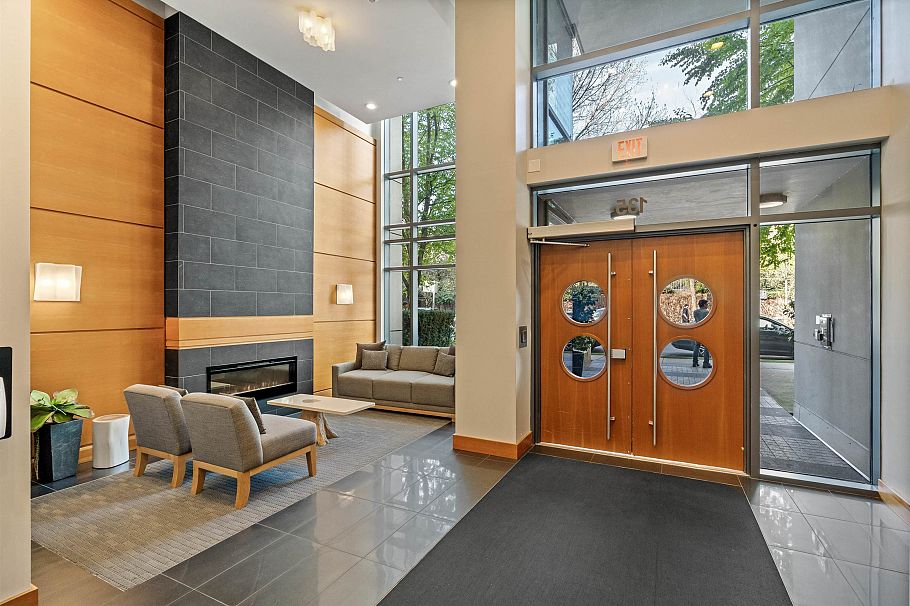 408 135 W 2nd Street North Vancouver, BC - 36