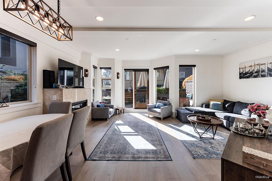 9 215 E 4th Street North Vancouver, BC - 19