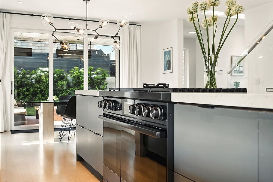 452 E 4th Street North Vancouver, BC - 7