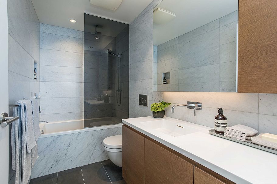 4608 1289 Hornby Street Vancouver, BC - 34