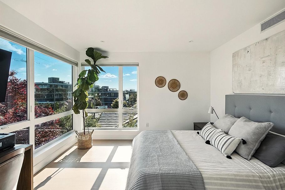 452 E 4th Street North Vancouver, BC - 17