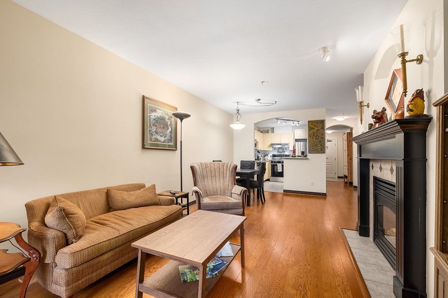 206 5723 Collingwood Street Vancouver, BC - 5