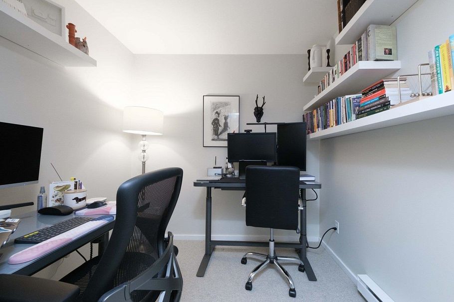 201 1111 Lynn Valley Road North Vancouver, BC - 21