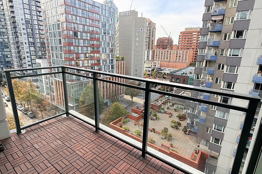 1202 1082 Seymour Street Vancouver, BC - 10