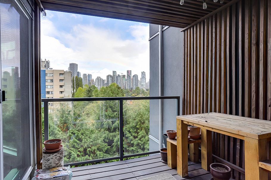 305 1365 W 4th Avenue Vancouver, BC - 17