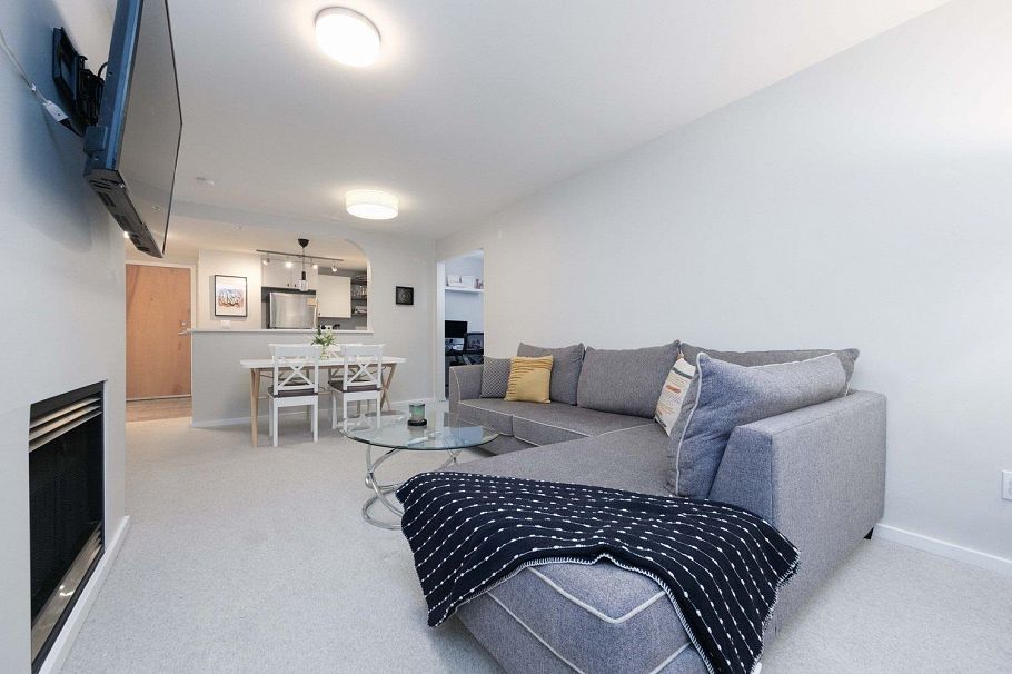 201 1111 Lynn Valley Road North Vancouver, BC - 4