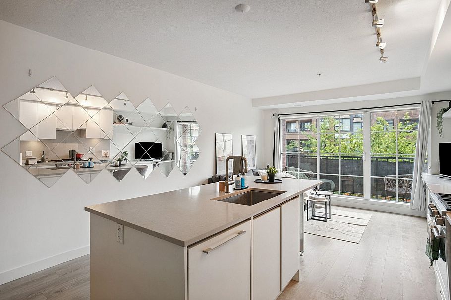 205 2141 E Hastings Street Vancouver, BC - 13