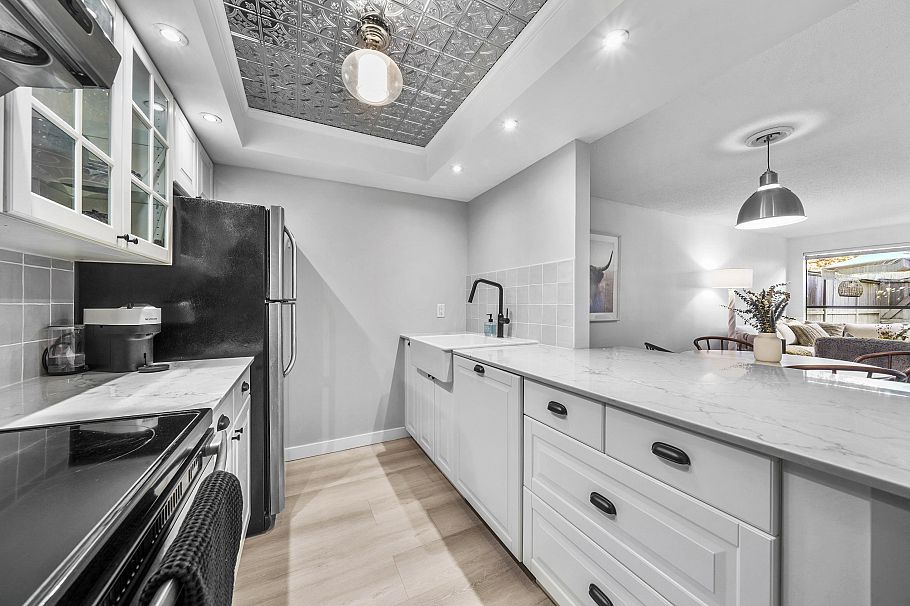 101 210 W 2nd Street North Vancouver, BC - 6