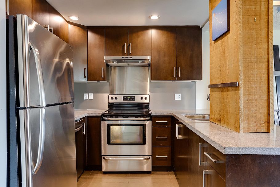 305 1365 W 4th Avenue Vancouver, BC - 11