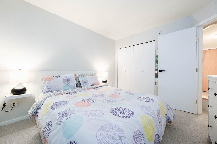 201 1111 Lynn Valley Road North Vancouver, BC - 17