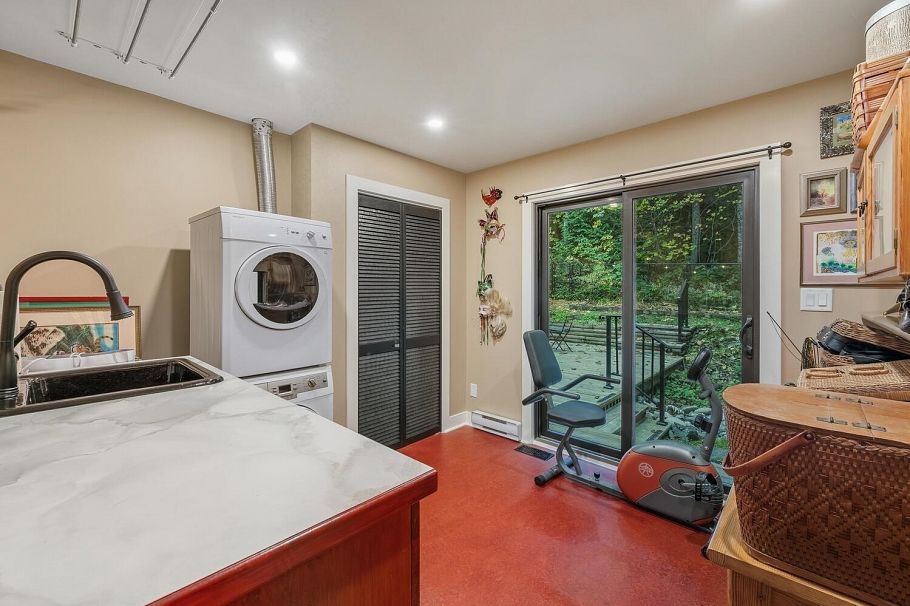 2336 Treetop Lane North Vancouver, BC - 17