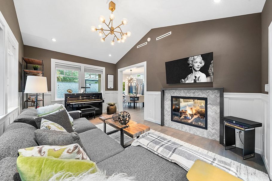 2140 Pemberton Avenue North Vancouver, BC - 9