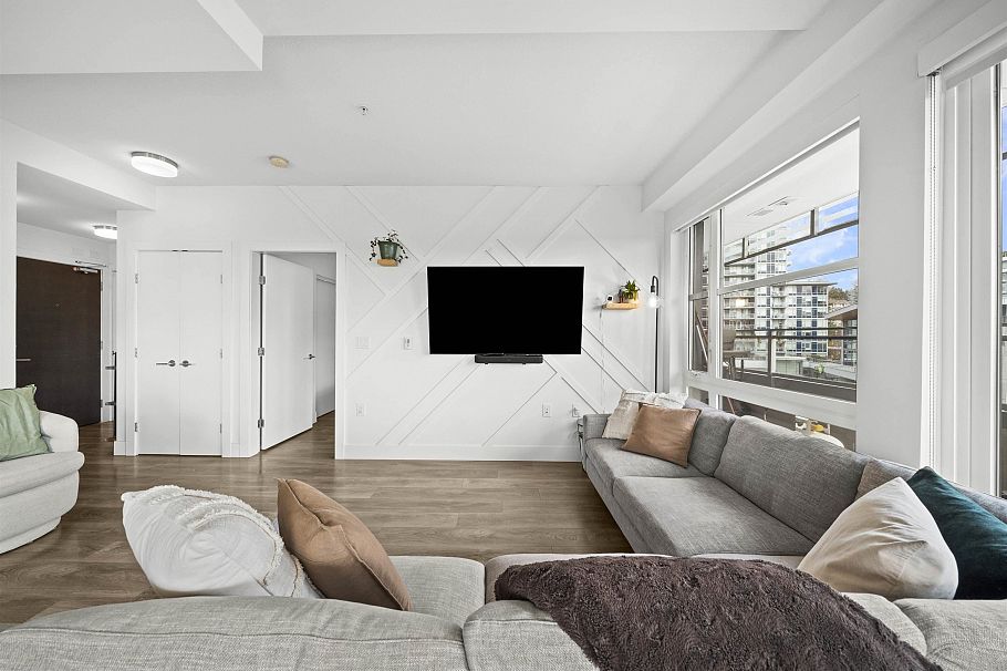 615 3488 Sawmill Crescent Vancouver, BC - 3