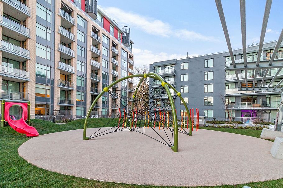 1104 8533 River District Crossing Vancouver, BC - 29