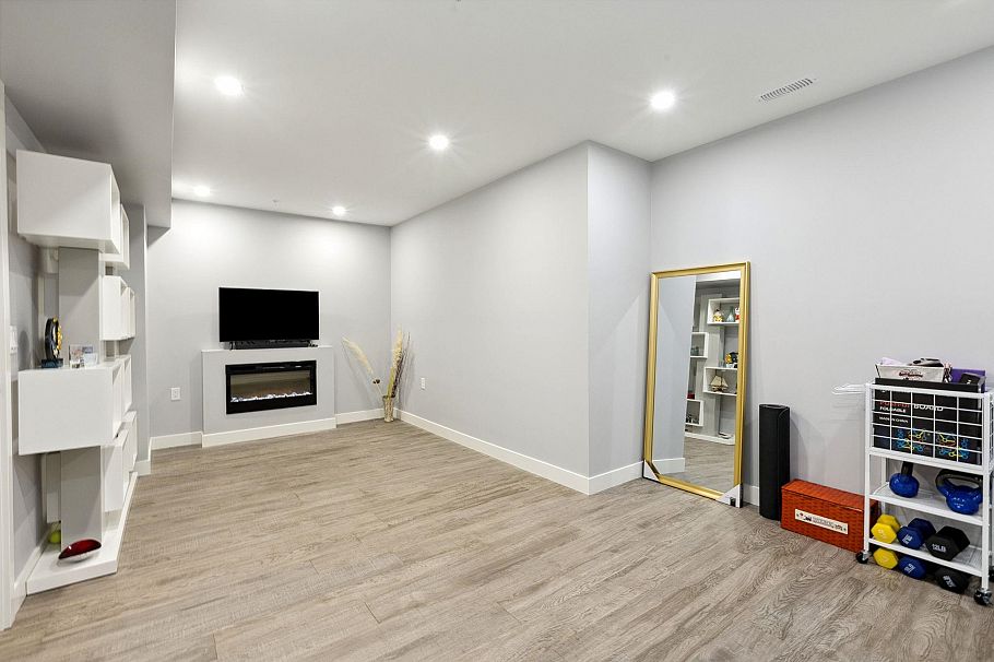 4684 Capilano Road North Vancouver, BC - 18