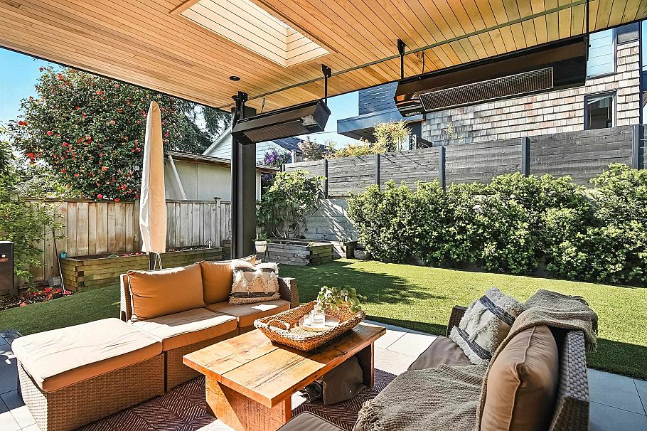 452 E 4th Street North Vancouver, BC - 16