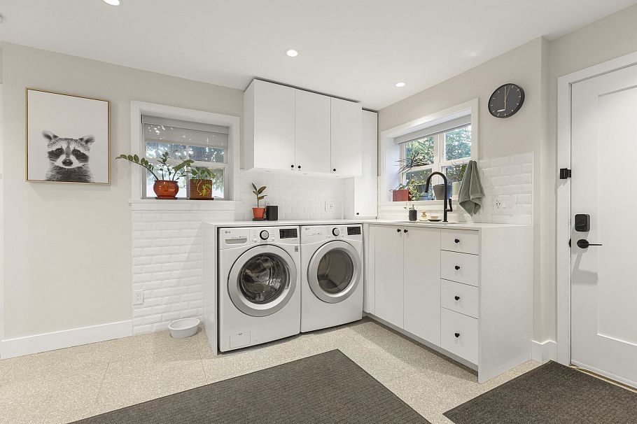 1676 Victoria Drive Vancouver, BC - 36