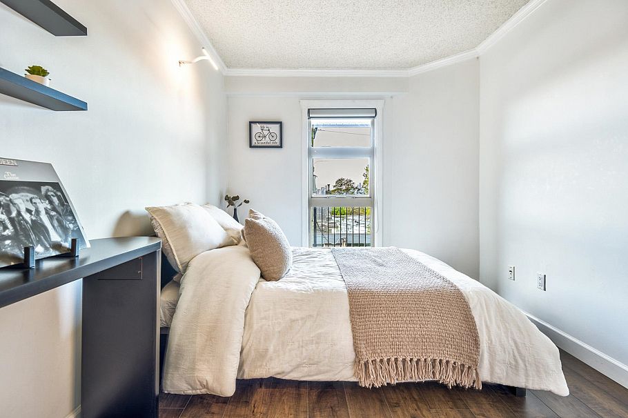 305 235 W 4th Street North Vancouver, BC - 15