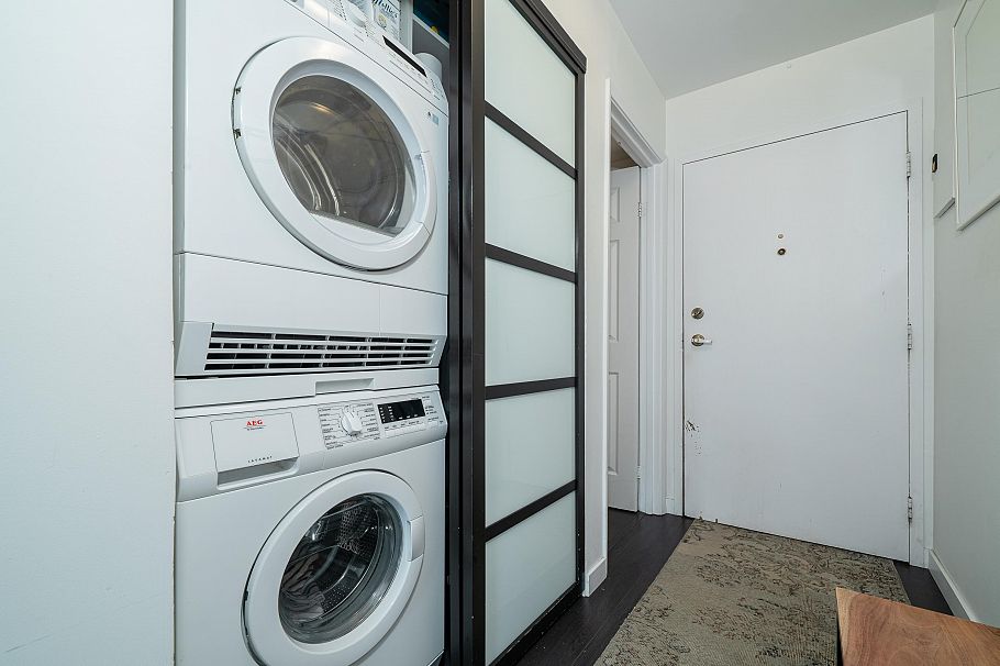 413 1385 Draycott Road North Vancouver, BC - 29