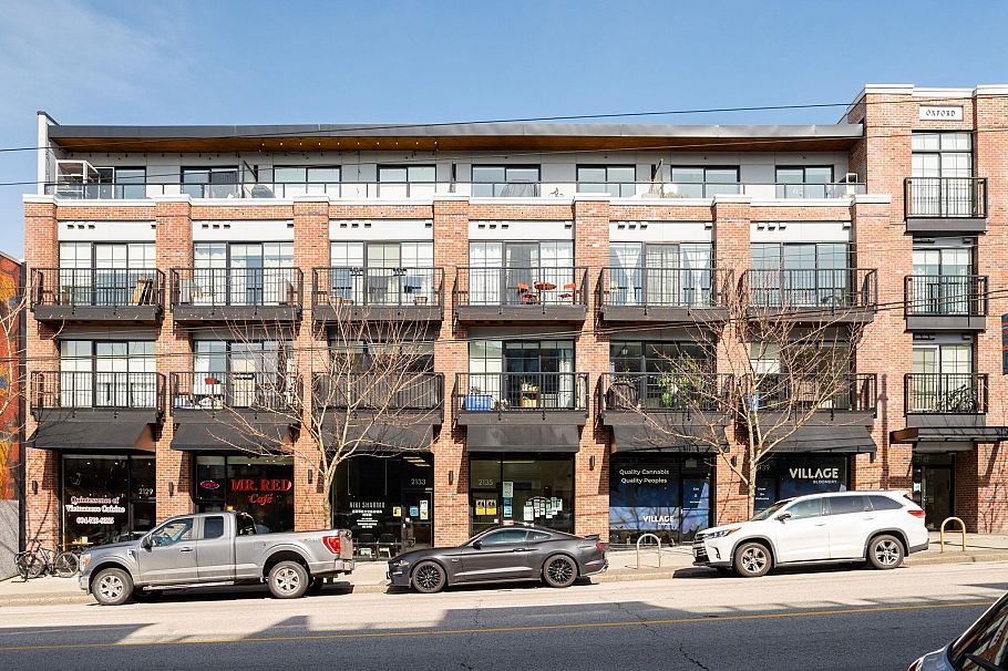 205 2141 E Hastings Street Vancouver, BC - 2