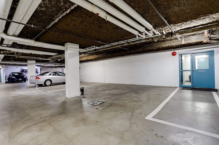 305 1365 W 4th Avenue Vancouver, BC - 21