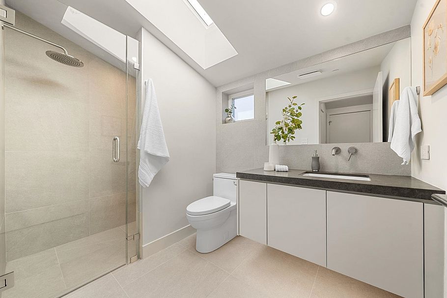 1 638 E 46th Avenue Vancouver, BC - 35