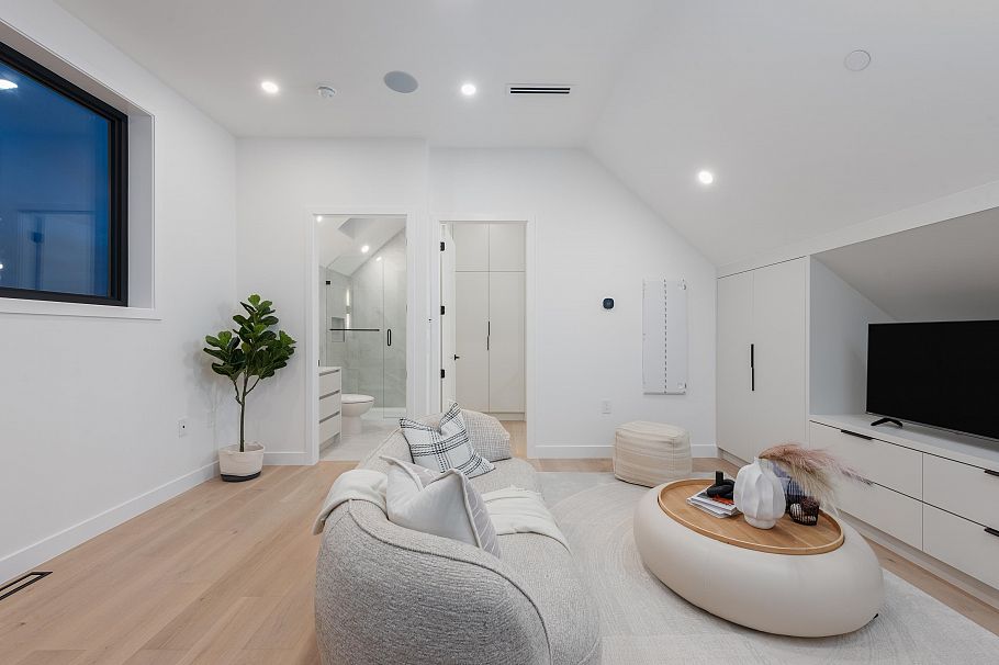 2 312 E 37th Avenue Vancouver, BC - 36