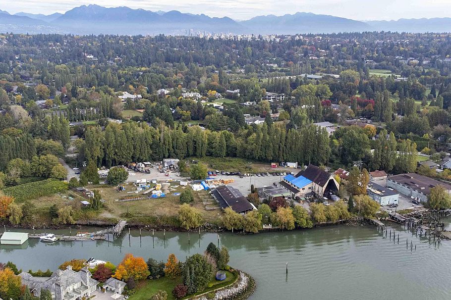 7520 Balaclava Street Vancouver, BC - 17