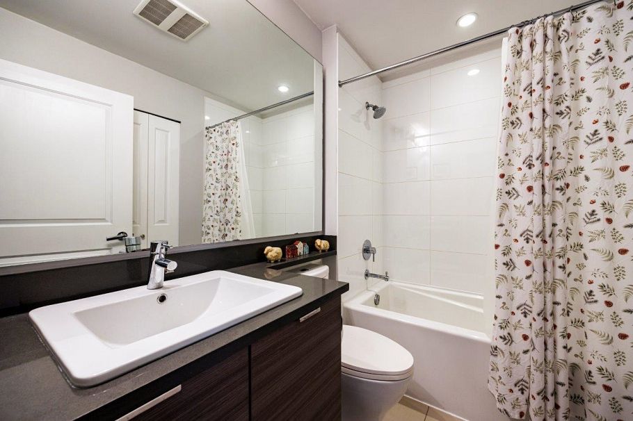 301 2665 Mountain Highway North Vancouver, BC - 20