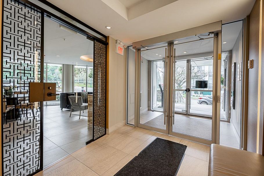 301 505 W 30th Avenue Vancouver, BC - 7