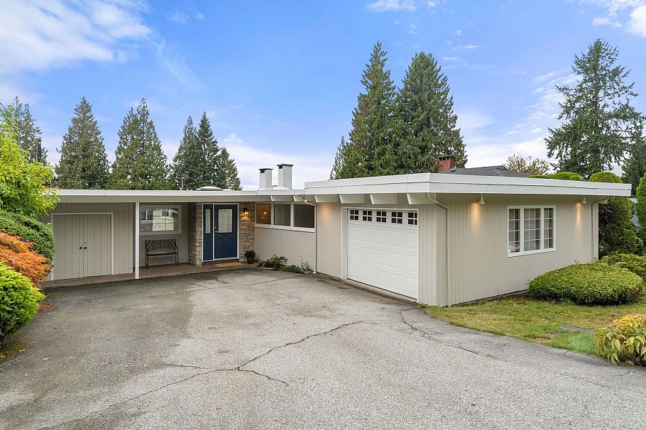 749 Winona Avenue North Vancouver, BC - 37