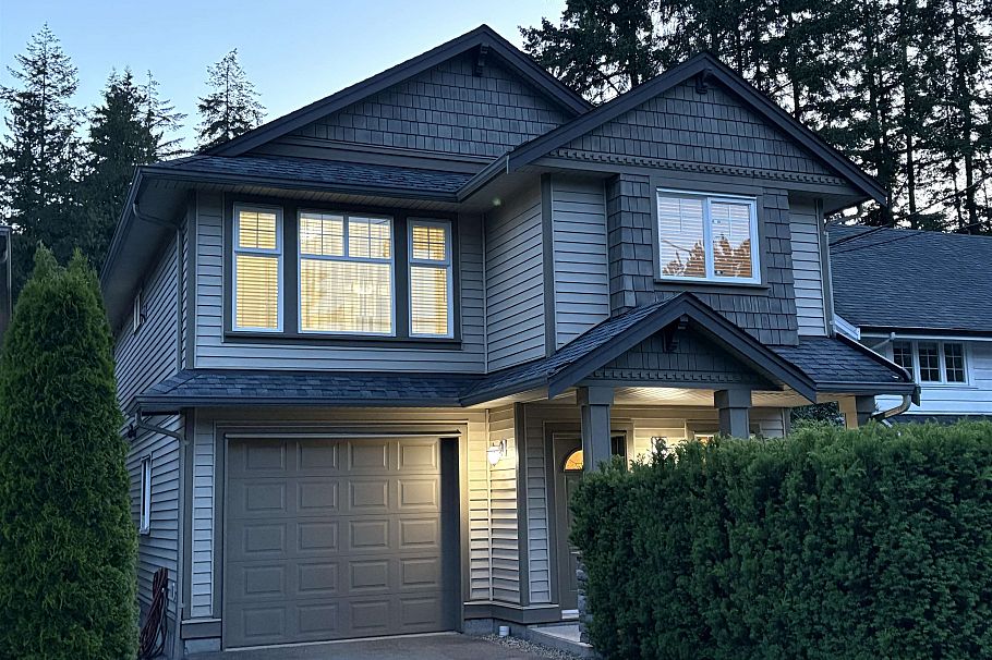 347 Seymour River Place North Vancouver, BC - 1