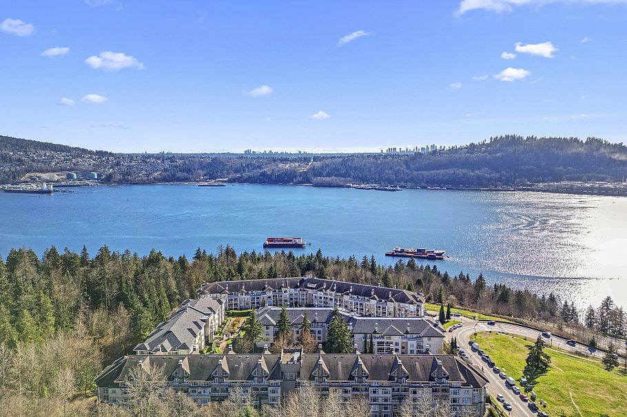 508 3600 Windcrest Drive North Vancouver, BC - 23