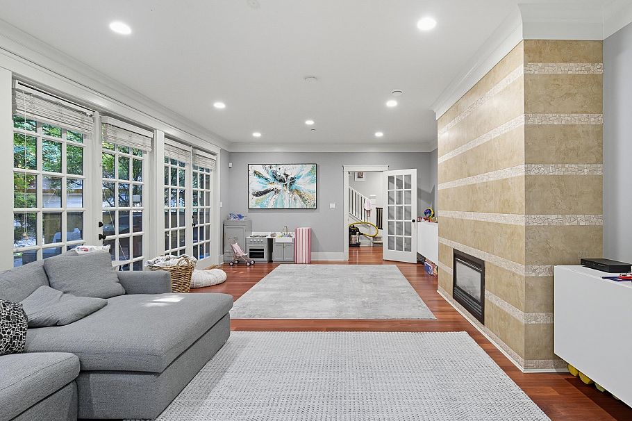 1350 W 15th Avenue Vancouver, BC - 14