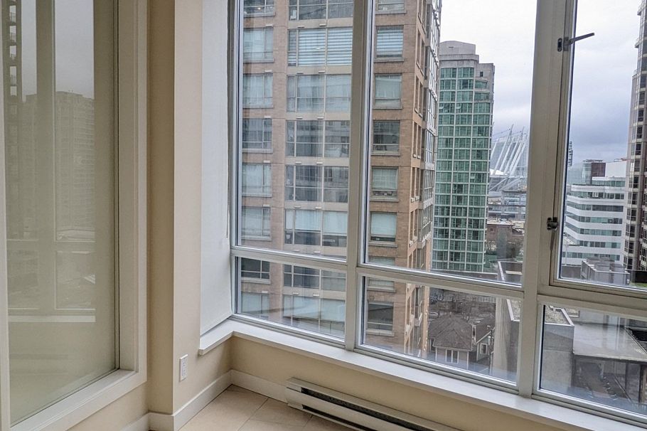 906 833 Homer Street Vancouver, BC - 9