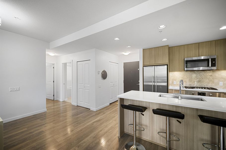 214 3289 Riverwalk Avenue Vancouver, BC - 6